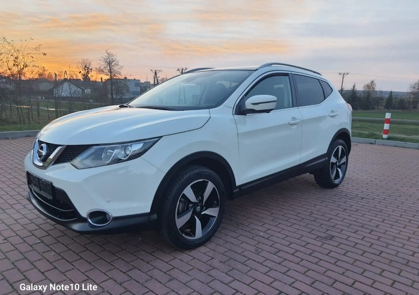 Nissan Qashqai cena 60999 przebieg: 45298, rok produkcji 2017 z Słupca małe 254